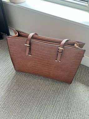 Croc Work Tote